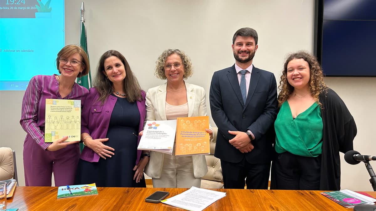 Family Talks discute proteção da infância e adolescência em Jornada Legislativa na Câmara dos Deputados